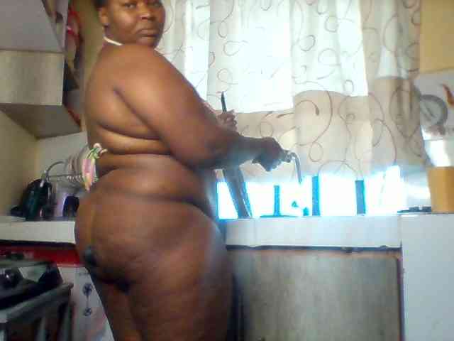 SinfullySweet webcam