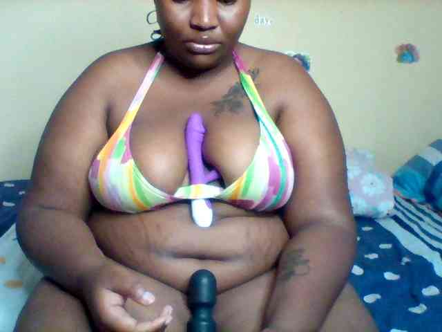 SinfullySweet webcam
