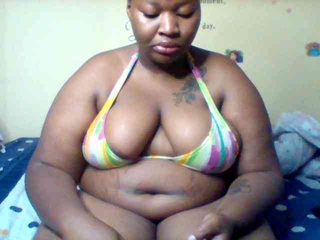 SinfullySweet webcam