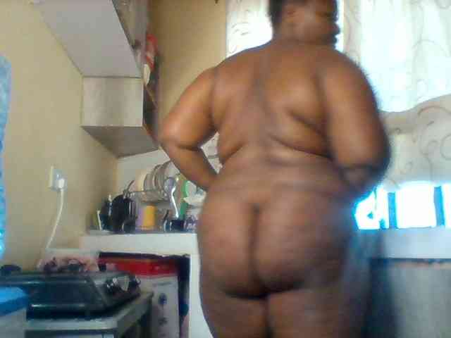 SinfullySweet webcam