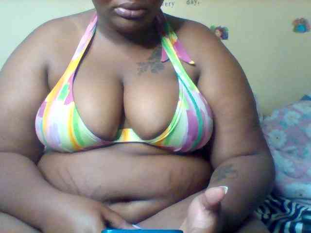 SinfullySweet webcam