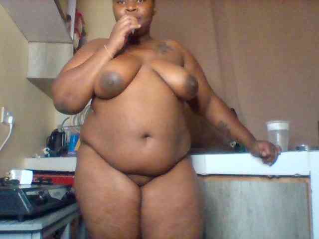 SinfullySweet webcam