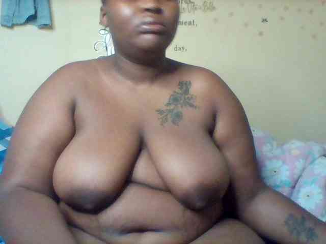 SinfullySweet webcam