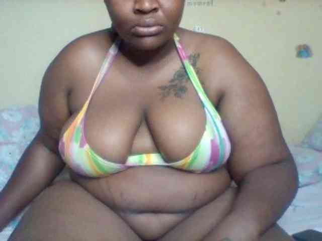 SinfullySweet webcam
