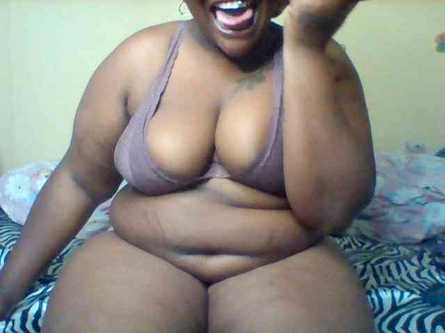 SinfullySweet webcam