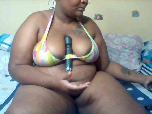 SinfullySweet webcam