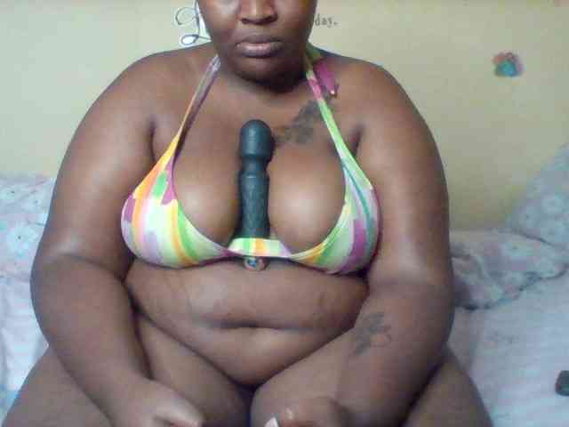 SinfullySweet webcam