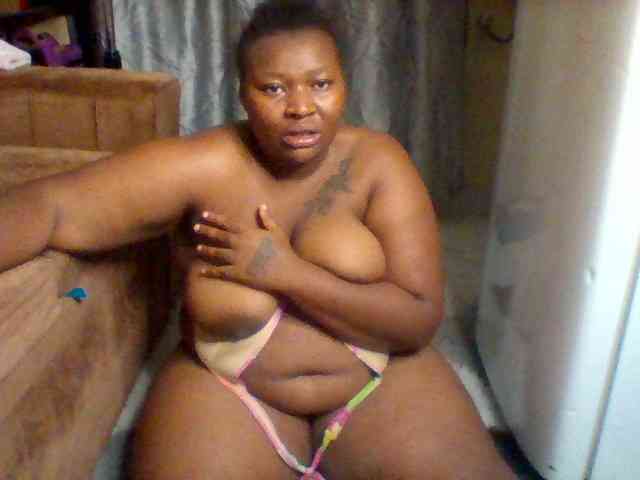 SinfullySweet webcam