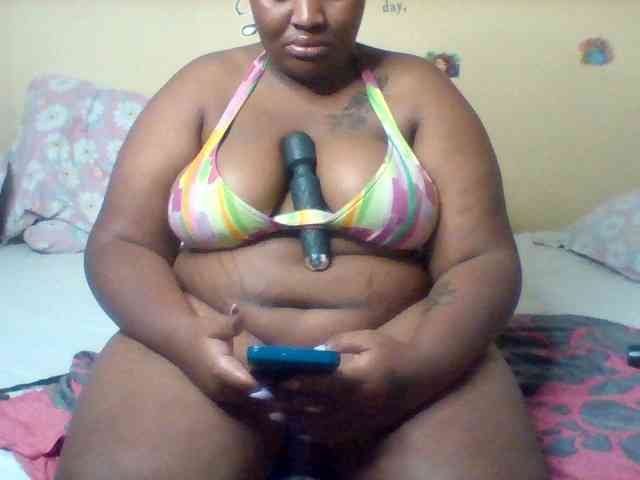 SinfullySweet webcam