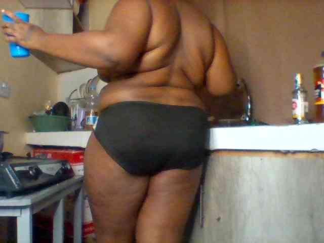 SinfullySweet webcam