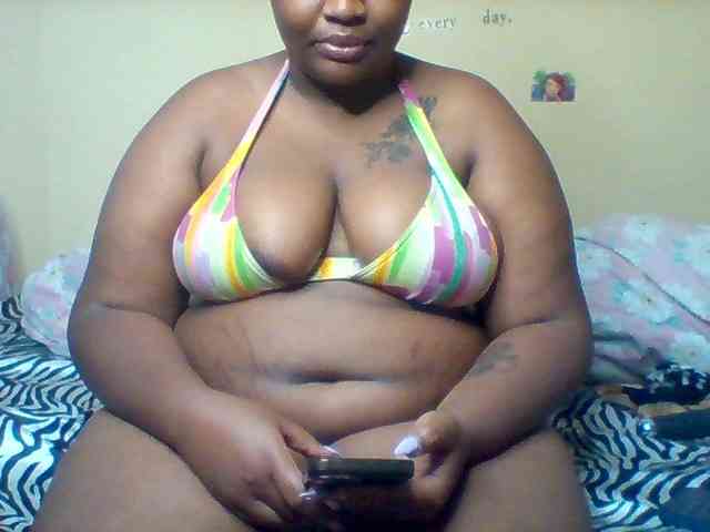 SinfullySweet webcam