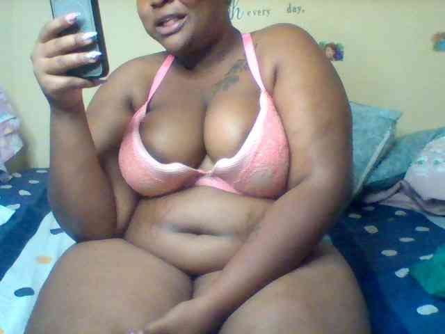 SinfullySweet webcam