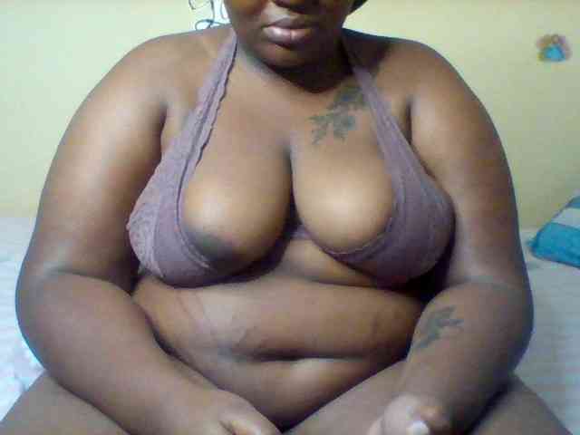 SinfullySweet webcam