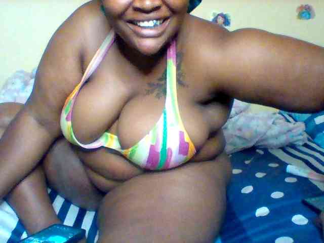 SinfullySweet webcam