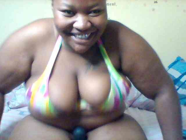 SinfullySweet webcam