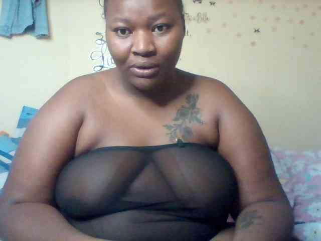 SinfullySweet webcam