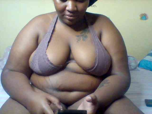 SinfullySweet webcam