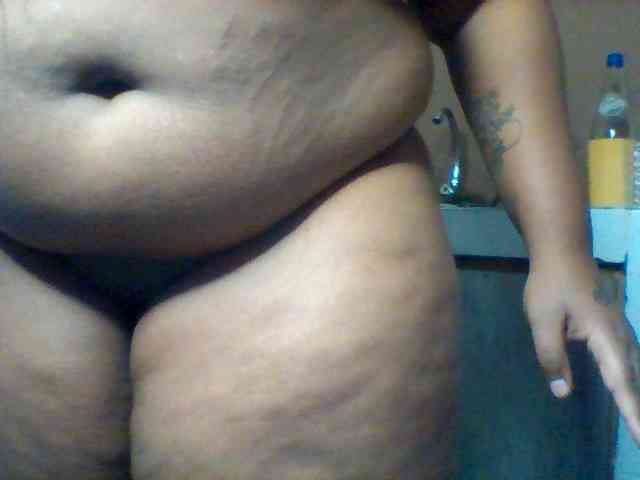 SinfullySweet webcam