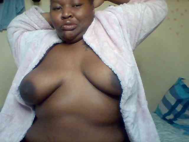 SinfullySweet webcam