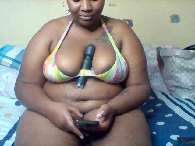 SinfullySweet webcam