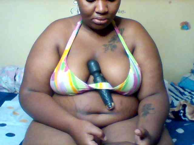 SinfullySweet webcam