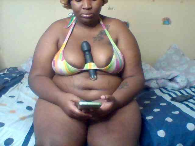 SinfullySweet webcam
