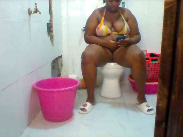 SinfullySweet webcam