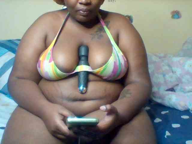 SinfullySweet webcam