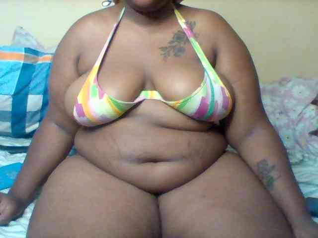 SinfullySweet webcam