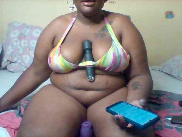 SinfullySweet webcam