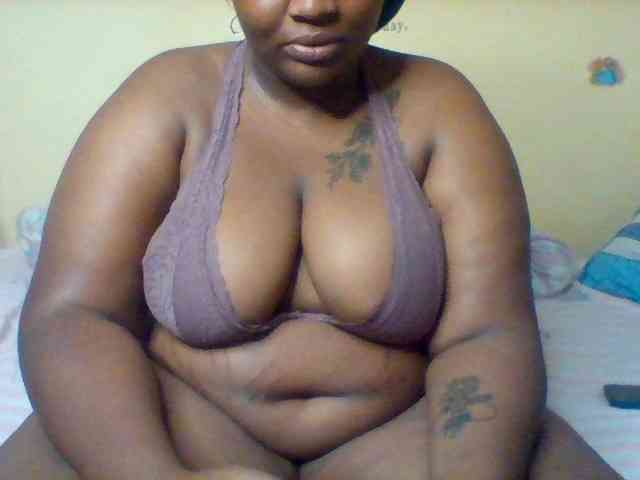 SinfullySweet webcam