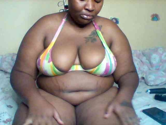 SinfullySweet webcam