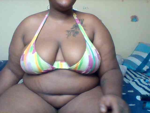SinfullySweet webcam