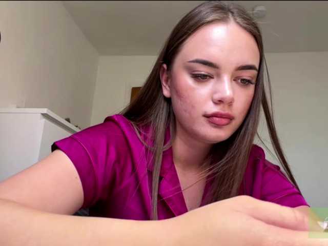 beautymira live cam on BongaCams