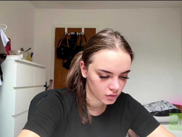 beautymira live cam on BongaCams