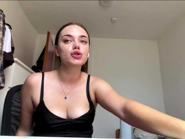 beautymira live cam on BongaCams