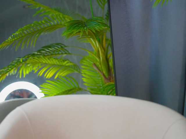 AlisaFreshly live webcam show