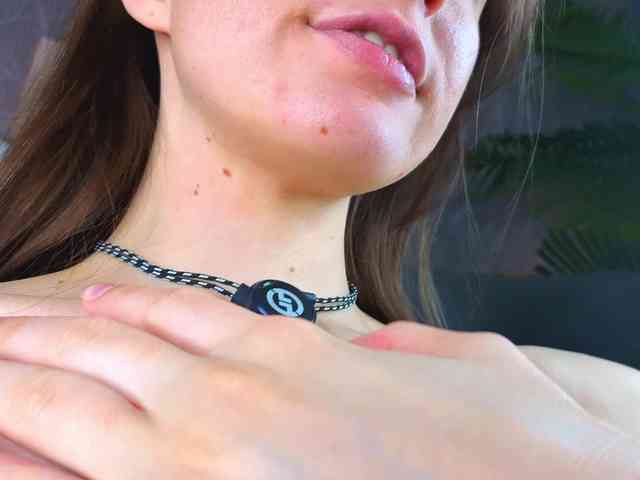 AlisaFreshly webcam