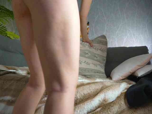 AlisaFreshly webcam