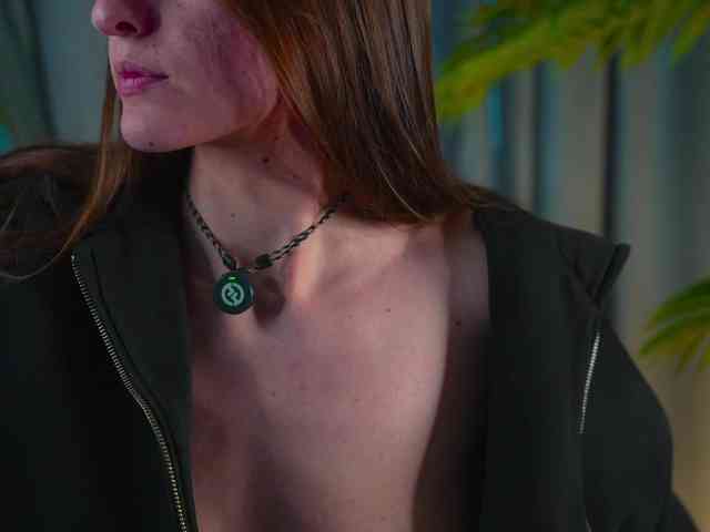 AlisaFreshly webcam
