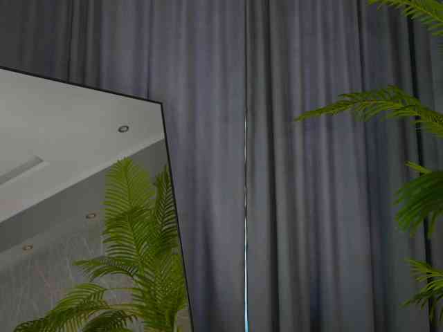 AlisaFreshly webcam