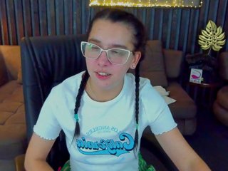Livia-Shy Porn Show