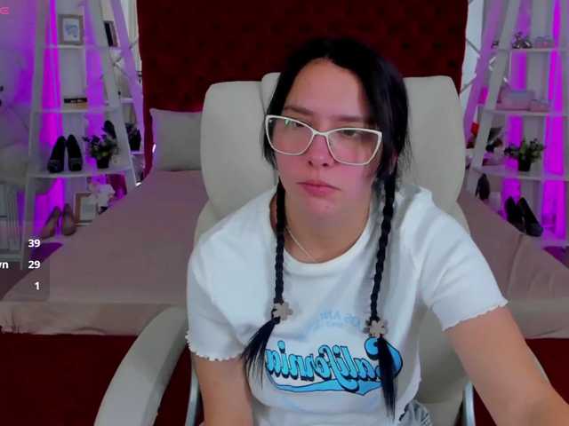 Livia-Shy