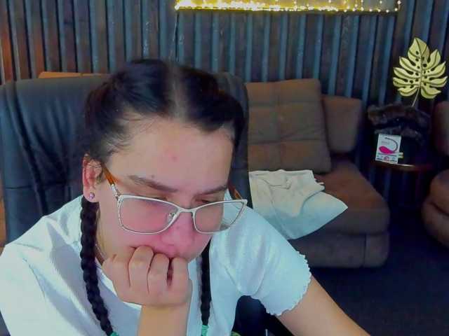 Livia-Shy
