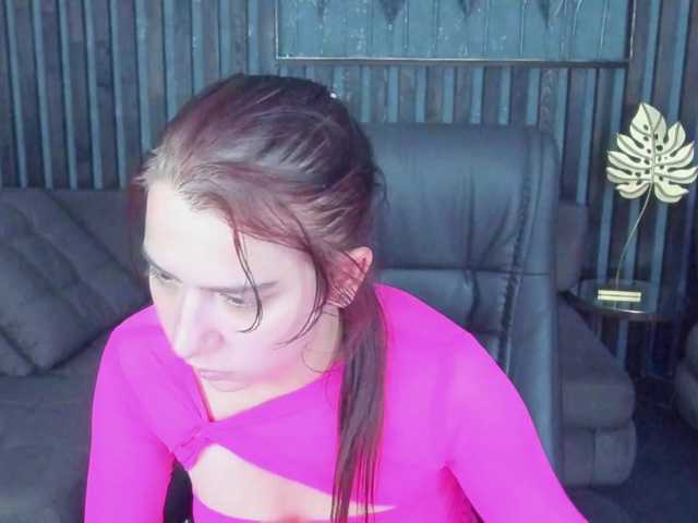 Livia-Shy live cam on BongaCams