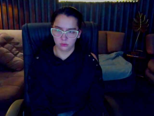 Livia-Shy live cam on BongaCams