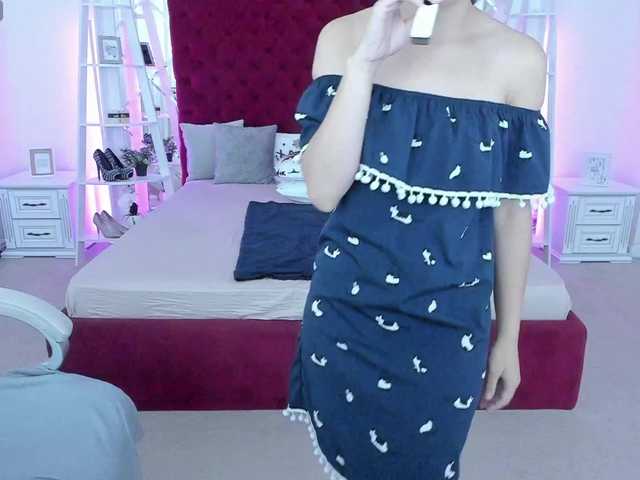Livia-Shy live cam on BongaCams