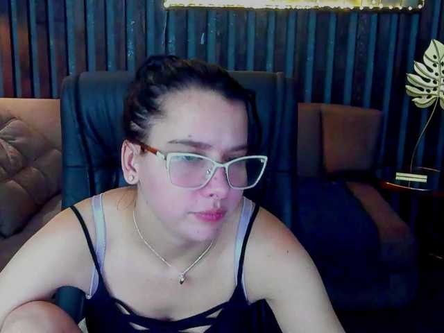 Livia-Shy live cam on BongaCams
