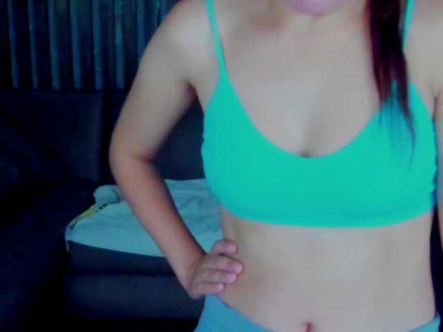 Livia-Shy live cam on BongaCams