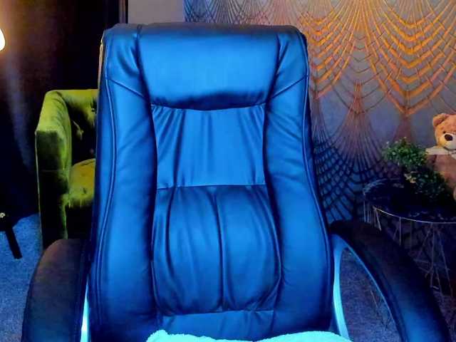 Livia-Shy live cam on BongaCams